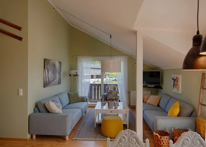 Bright And Modern Penthouse Lägenhet